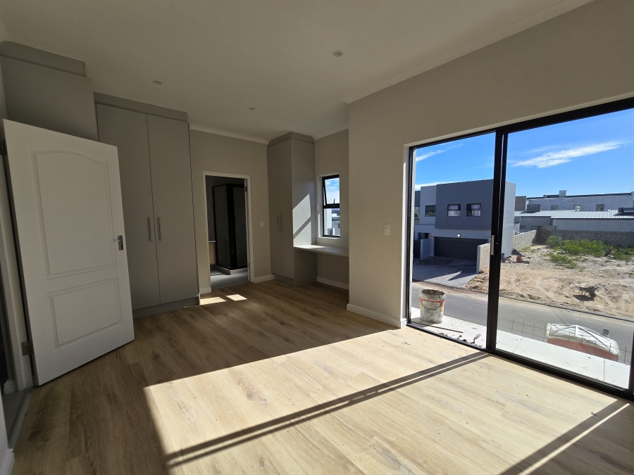 3 Bedroom Property for Sale in Sandown Western Cape